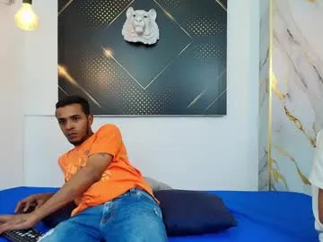 curlytwinkboy – webcam model profile photo Image 18