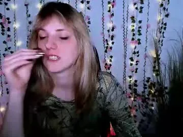 miluv19 – webcam model profile photo Image 14