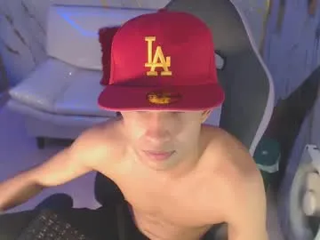 danielkraig_for_u – webcam model profile photo Image 3