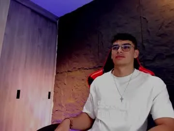 LollyMille – webcam model profile photo Image 13