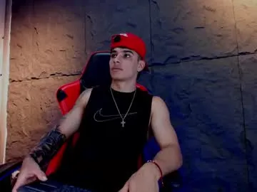 LollyMille – webcam model profile photo Image 16