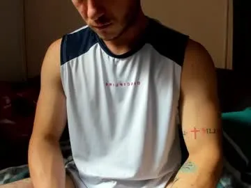 octavarium211 – webcam model profile photo Image 3