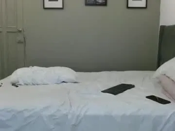 lucretiaburnaugh – webcam model profile photo Image 3