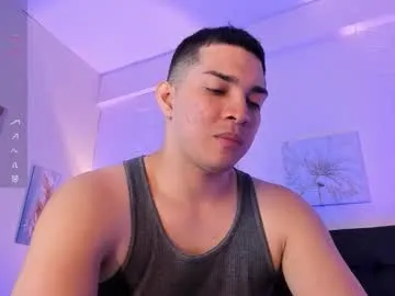 octavarium211 – webcam model profile photo Image 12