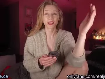 alana15 – webcam model profile photo Image 2