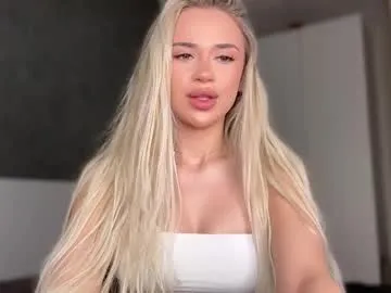 Ivy-Lester – webcam model profile photo Image 9