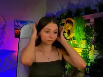 luckrose – webcam model profile photo Image 6