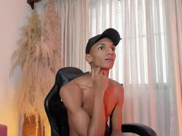 Taanni – webcam model profile photo Image 7