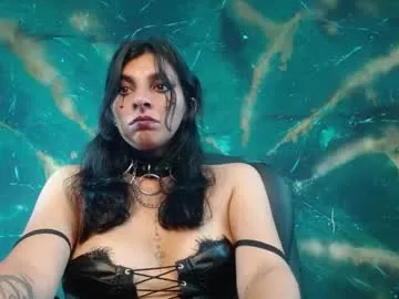 Youlalia – webcam model profile photo Image 3