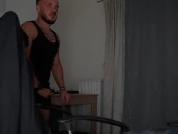 Dark-Luna – webcam model profile photo Image 10