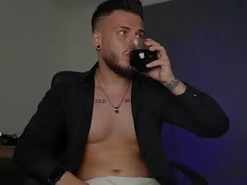 Dark-Luna – webcam model profile photo Image 8