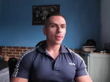 alex_islive – webcam model profile photo Image 4