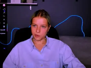 luckrose – webcam model profile photo Image 5