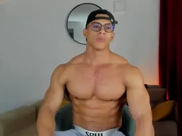 octavarium211 – webcam model profile photo Image 11