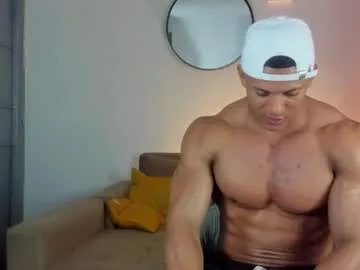 octavarium211 – webcam model profile photo Image 15