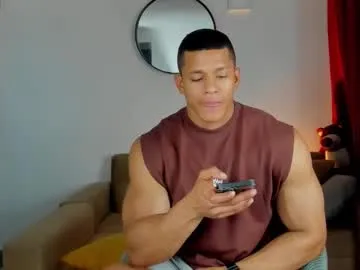 octavarium211 – webcam model profile photo Image 3