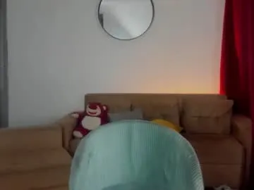 octavarium211 – webcam model profile photo Image 9