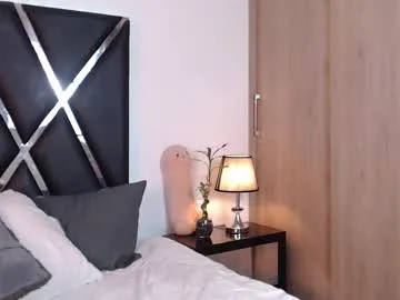 _giarose – webcam model profile photo Image 3