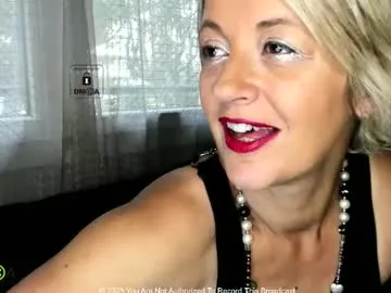 luckrose – webcam model profile photo Image 13