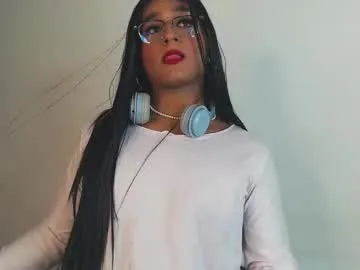 fijisakistar – webcam model profile photo Image 3