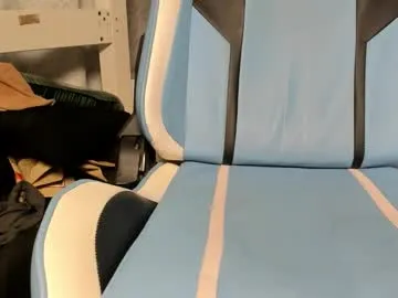 cumband – webcam model profile photo Image 12