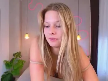 saelivrae – webcam model profile photo Image 12