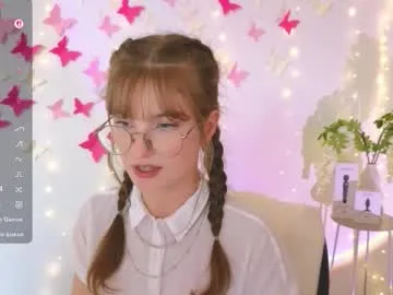 rinochi_ – webcam model profile photo Image 8