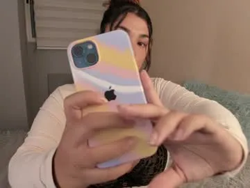 noami_rose – webcam model profile photo Image 13