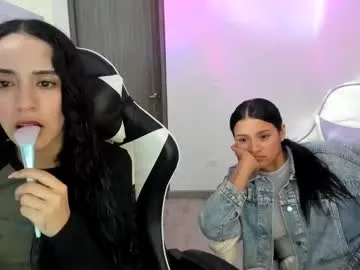 Sugarlina – webcam model profile photo Image 14