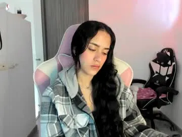 Sugarlina – webcam model profile photo Image 8