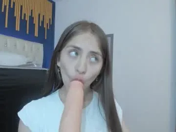 Linnea – webcam model profile photo Image 16