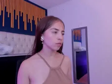 Linnea – webcam model profile photo Image 8