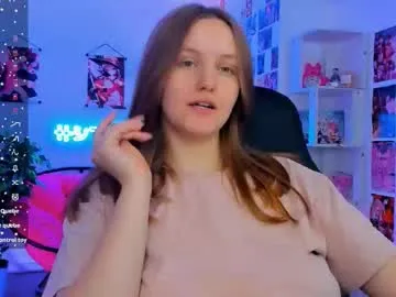 lucretiaburnaugh – webcam model profile photo Image 8