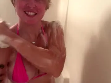 IORio2 – webcam model profile photo Image 14