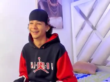 Pinkie_Princes – webcam model profile photo Image 11