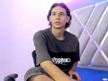 Pinkie_Princes – webcam model profile photo Image 12