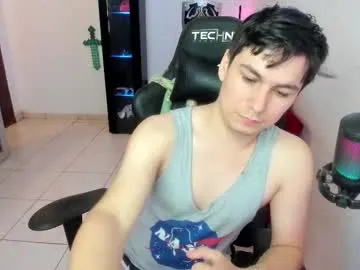 Anallovess – webcam model profile photo Image 5