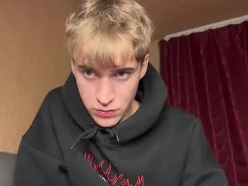 skyisland777 – webcam model profile photo Image 12