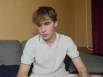 skyisland777 – webcam model profile photo Image 4