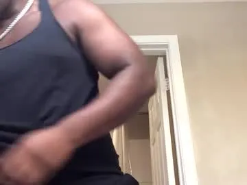 _Abril-Office1 – webcam model profile photo Image 15