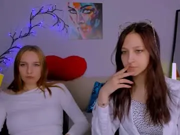 sweetyiris – webcam model profile photo Image 5