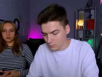 sweetyiris – webcam model profile photo Image 6