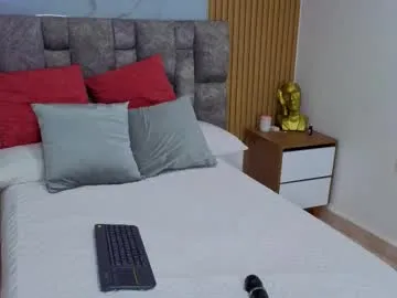 lynn9000 – webcam model profile photo Image 11