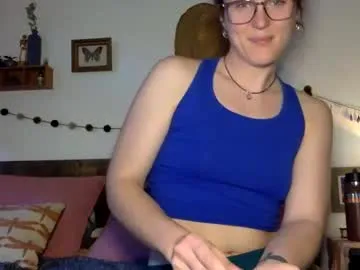 Lola_Hale – webcam model profile photo Image 6