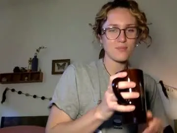 Lola_Hale – webcam model profile photo Image 9