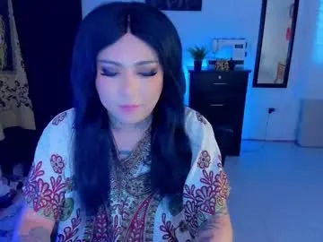 alonehazel – webcam model profile photo Image 18