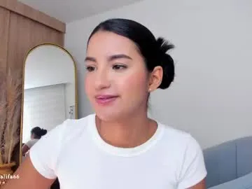 _karine01 – webcam model profile photo Image 7