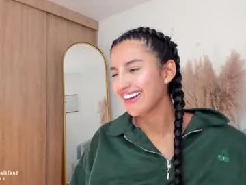 _karine01 – webcam model profile photo Image 8