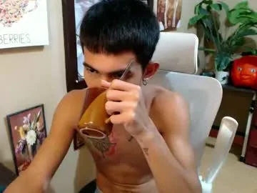 archimedes_ – webcam model profile photo Image 5