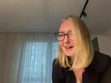 alexahandler – webcam model profile photo Image 10